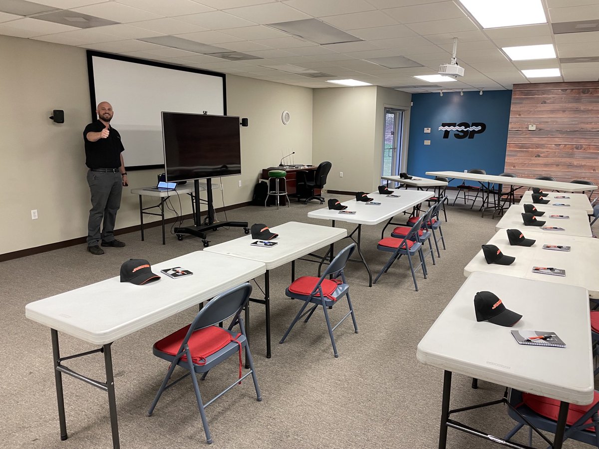 Locked in and ready to go with our ⁦<a href="/SIPGrinders1902/">Simplex-Ideal-Peerless</a>⁩ grinding seminar with ⁦<a href="/MikeRollinsSIP/">Mike Rollins</a>⁩!  Wonder if ⁦<a href="/DeeWayneGrindz/">Dee’Wayne Grindz</a>⁩ will make an appearance? ⁦<a href="/TSPTurf/">TSP Turf</a>⁩