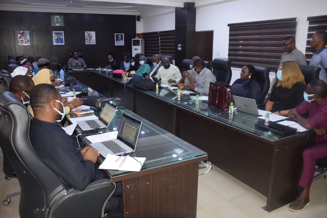 Stakeholder's at the National PSM-TWG meeting.
A platform for coordinating supply chain 
management activities of pharmaceuticals and 
other healthcare product in the country. NPSCMP is the secretariat. <a href="/NafdacAgency/">NAFDAC NIGERIA</a> <a href="/NMEPNigeria/">NMEPNigeria</a> @HIVSTIsHep <a href="/cipsnews/">CIPSnews</a> <a href="/NACANigeria/">NACA Nigeria</a> <a href="/GlobalFund/">The Global Fund</a>