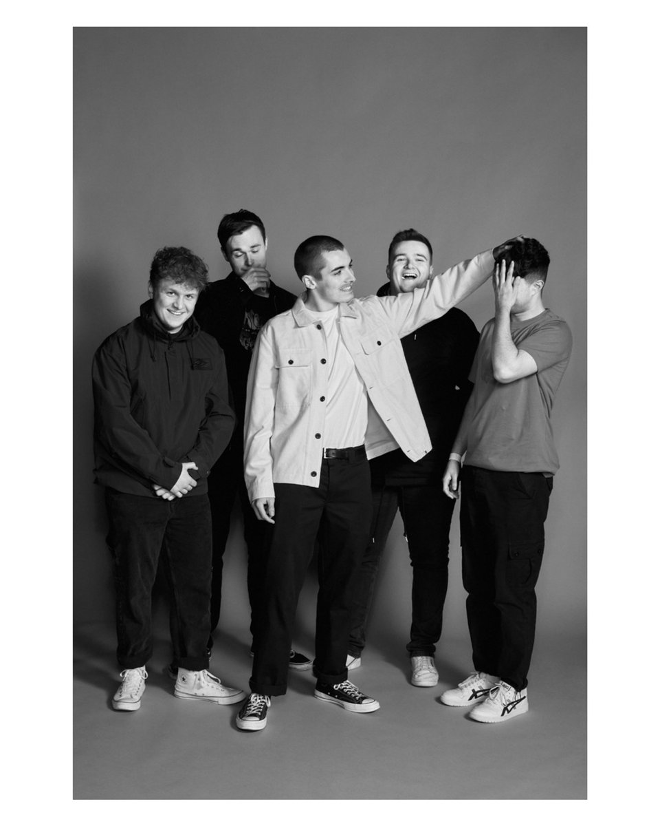 TomOxleyPhoto's tweet photo. @UnderclassStoke x @This_Feeling
.
Big In 2022
.
@redstripeuk @scottsmenswear #ThisFeeling #BigIn2022 #TheUnderclass https://t.co/POO9ZBq9jO