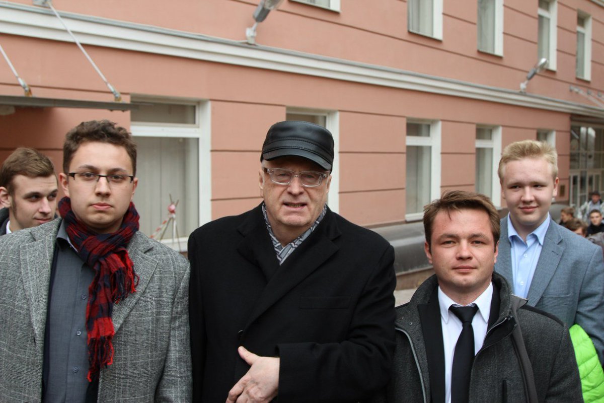 amineyev tweet picture