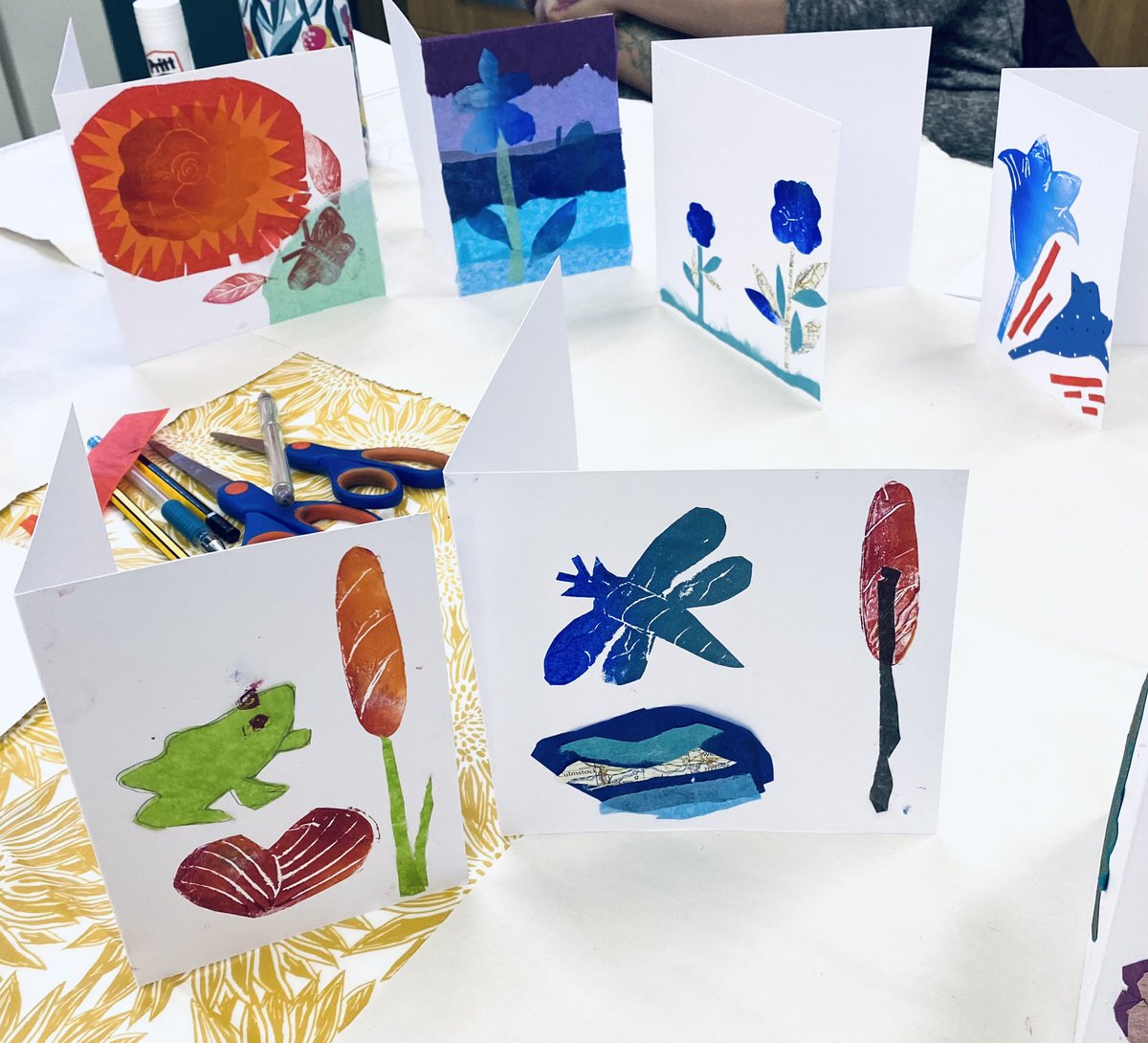 seaternprint's tweet photo. Wonderful wildlife prints! Fab session making collage & drypoint cards with participants @Cultural_Spring #CreativePrint #TasterWorkshop #TheCulturalSpring #SeaTernPrint https://t.co/CKxmQ6t95O
