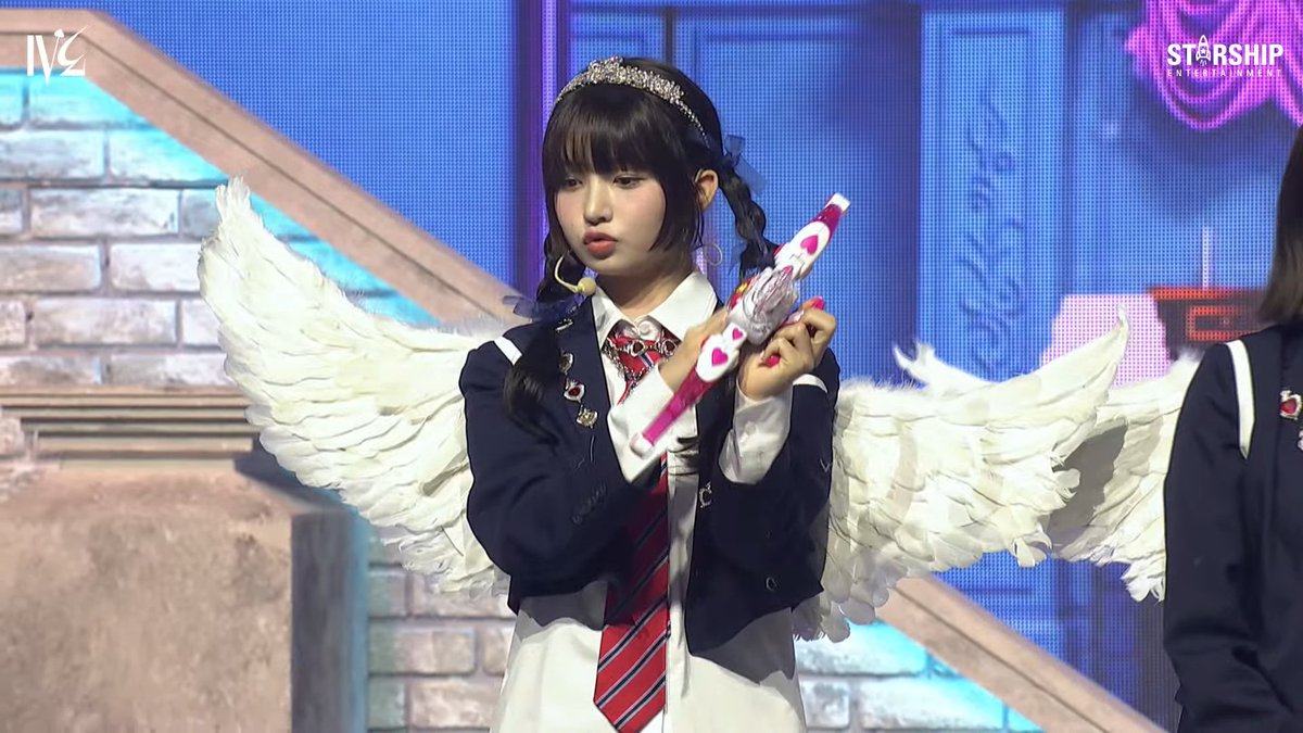 sunwonpdf's tweet image. #아이브와_러브다이브_파티 

레이언니~ 복사해주세요! 사랑해 ~~~