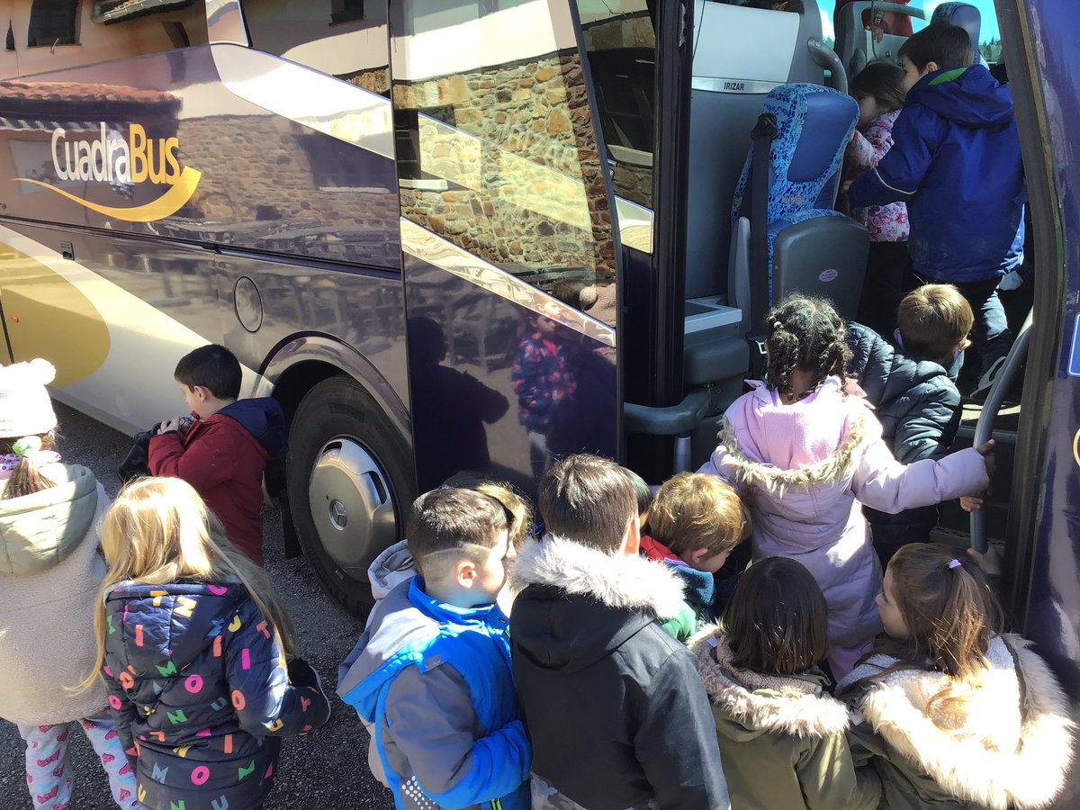 P_Montal_inf's tweet photo. Todo lo que empieza tiene un final. Salimos y os esperamos en el colegio para contaros las aventuras https://t.co/6H8EINtj8e
