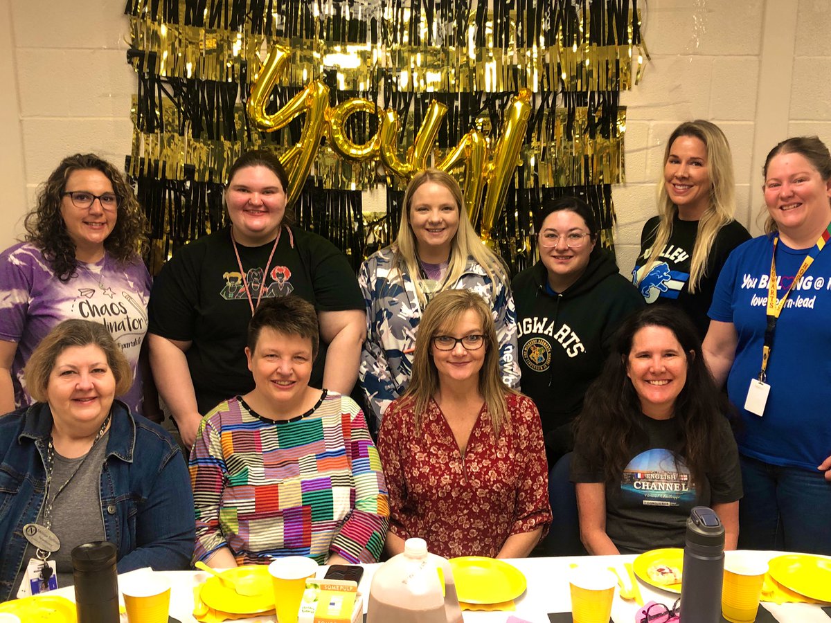 nmhuffman's tweet photo. Happy Paraprofessional Day! We couldn’t do it without these wonderful people! Thanks for keeping us going and helping with whatever comes our way! You are the BEST! 🐝#VMSOneRoar https://t.co/944awuEG7M