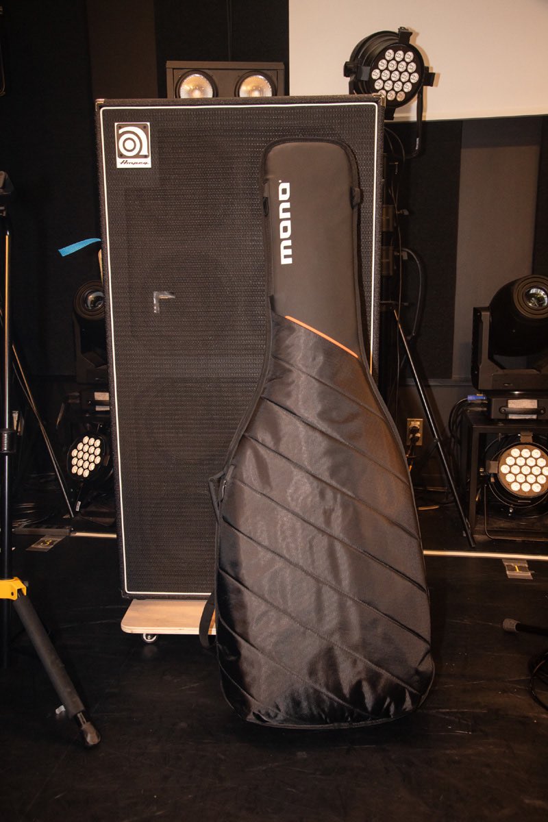 shioRi1011bass's tweet photo. 『STAGE』さんで詳しく取り上げていただいていますが、Little Lilithではこちらの機材を使用しています。重低音バキバキサウンドをこれからも追求していきます。https://t.co/plIedoyYiY
#schecter #GT1000 #boss_jp #EBS #darkglass #mono #LittleLilith https://t.co/g5AFItOSwl