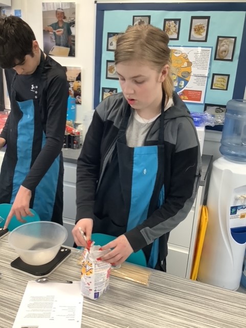 boulevardcentre's tweet photo. It's Easter time in the cooking session today #EasterFavourites #WorkingTogether https://t.co/RVPI4UlVkD