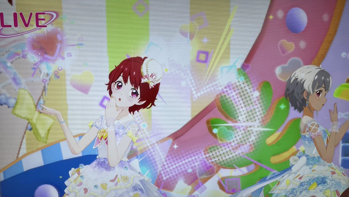 Andante_908's tweet photo. お揃いドレスとお揃いっぽいドレス
まいけろさんクリオネ捕獲の祝賀会🎉
#REDHOLIC https://t.co/hbnY5emBiO
