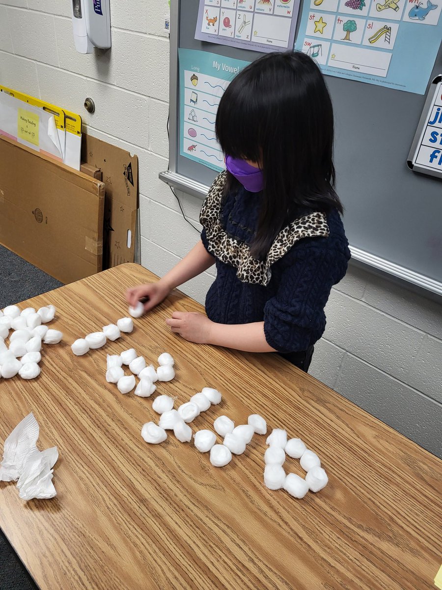 DTESreading tweet media