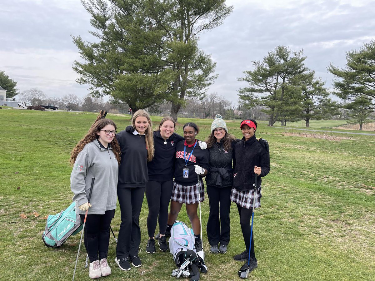 Join us in wishing our golf team good luck today as they take on Mt. Sophia Academy at Deerfield Golf Course at 3:30PM, weather permitting! #UAGolf #UARaiders
