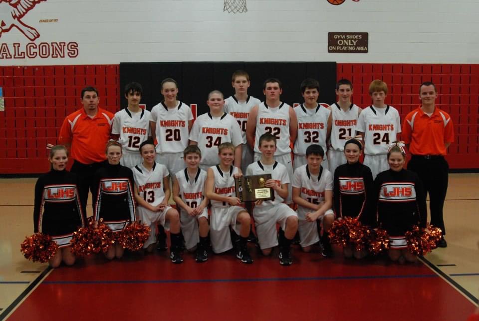 CWagz89's tweet photo. 2012-13 Lincolnwood Knights in 4 https://t.co/ycjSREnaVR