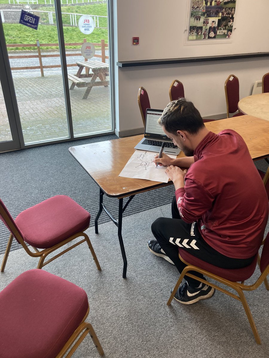 CoachCrowSBITC's tweet photo. Another great #Pathways4Recovery session, focussing on self-positives and ensuring they go on your CV! @SEMLEP @NTFC_CT https://t.co/k1H4LG52Ru