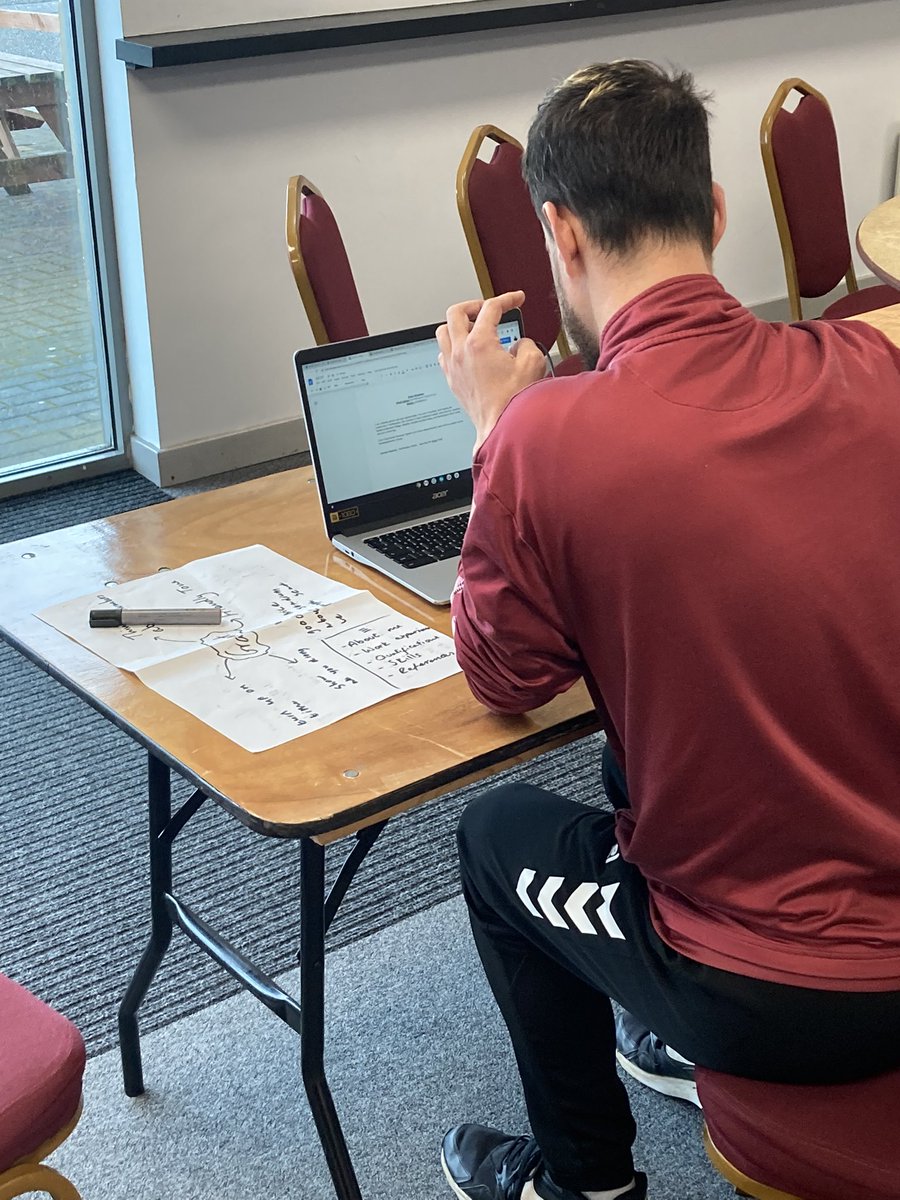 CoachCrowSBITC's tweet photo. Another great #Pathways4Recovery session, focussing on self-positives and ensuring they go on your CV! @SEMLEP @NTFC_CT https://t.co/k1H4LG52Ru