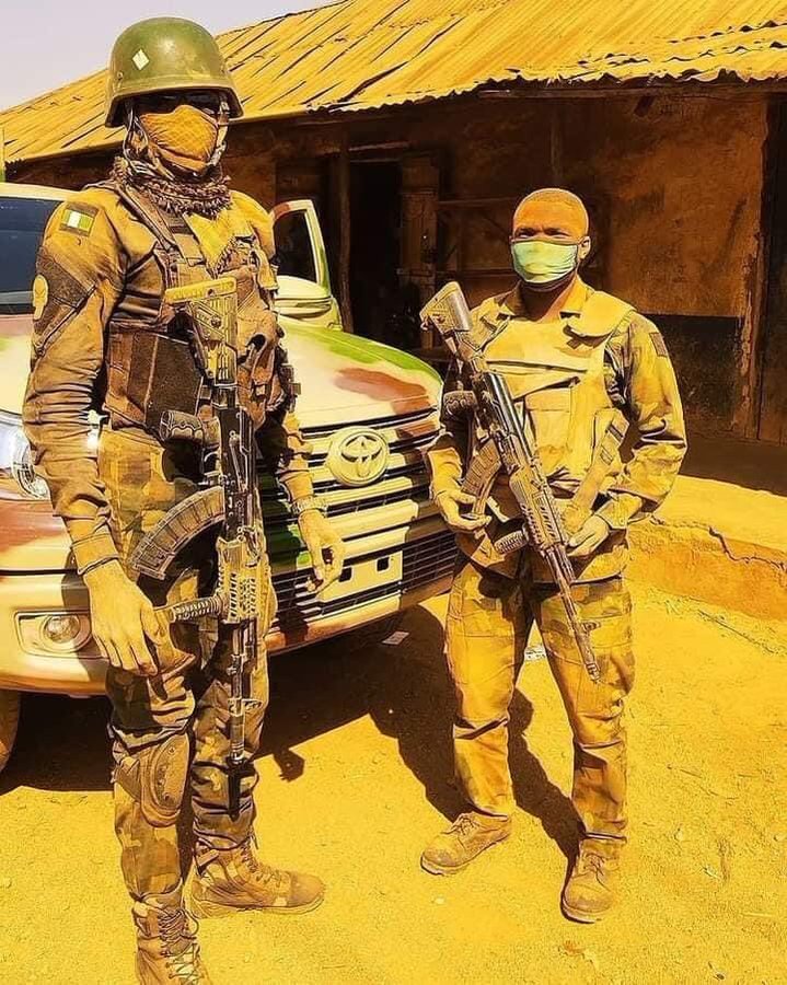 OvieNews's tweet photo. Nigerian Troops. May God protect them as they fight Boko Haram and bandit-terrorists for our general safety. https://t.co/dYdxOFl0tW