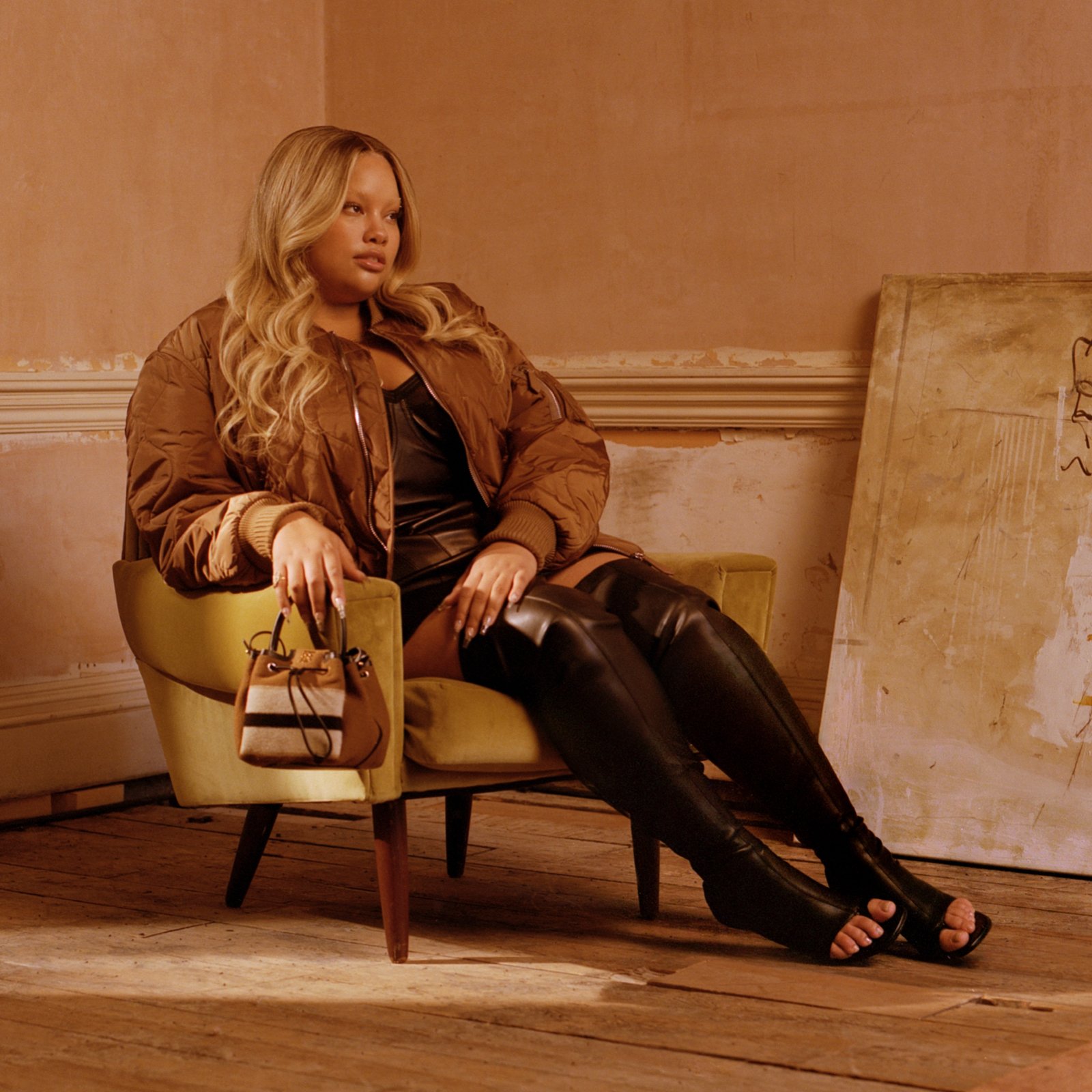 MATCHES (MATCHESFASHION) / Twitter