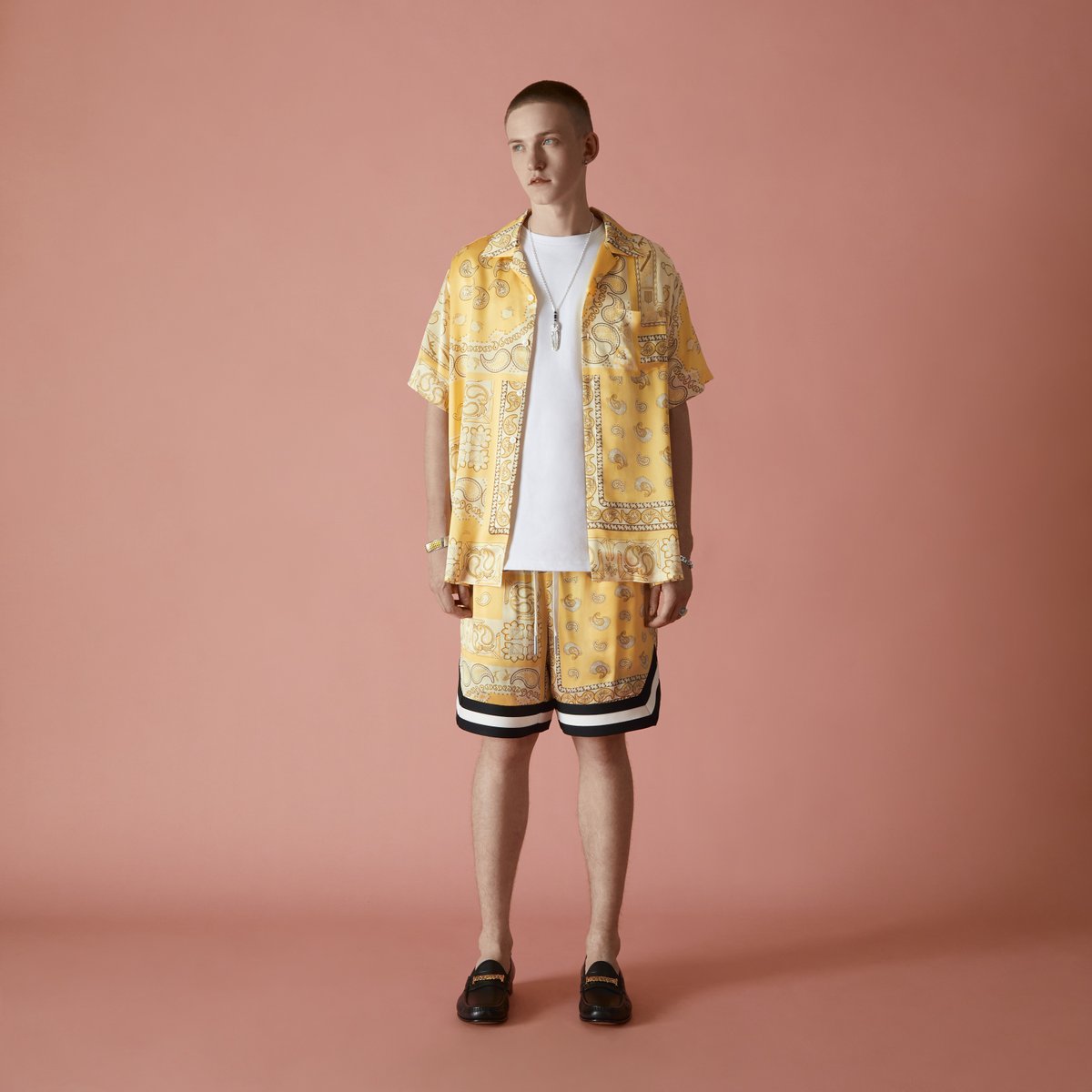 BAPEOFFICIAL's tweet photo. BAPE BLACK by *A BATHING APE®
SPRING SUMMER 2022
https://t.co/d1PCGiW2YG
@bapeblackofficial
#BAPEBLACK
#BAPE https://t.co/exYyqPHJ4g