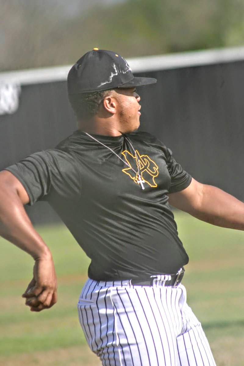 Standard defended 

📷: Connie Thornell 

#GoldStandard #DTS