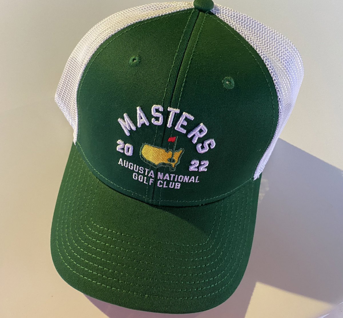 simmonsbankopen's tweet photo. 💚💛💚💛

The big cat 🐅 is back, and someone will get a 2022 #Masters hat from the #SimmonsBankOpen to commemorate it!

You can still get entered to win. Just retweet this post and follow @simmonsbankopen and @SnedsFoundation!

#Golf #Giveaways #augusta #tiger #TigerWoods https://t.co/0VMHEUXQ4p