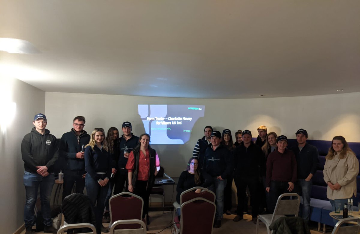 HoveyCharlotte's tweet photo. Thoroughly enjoyed meeting North Walsham Young Farmers last night, a great group with some good questions on all things grain. 😀🌾🚜🚢🧢 https://t.co/LMHthBJGcV