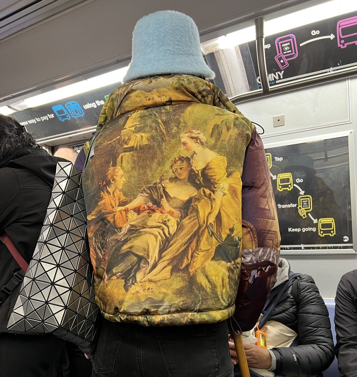 sarahnade_me's tweet image. Okay where do I get this jacket #subwayrunway #arthistorynerd