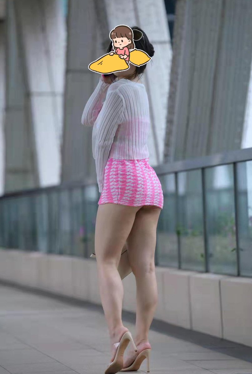 SZdoll3's tweet photo. 我喜欢的天桥 https://t.co/tTF3NRPCOC
