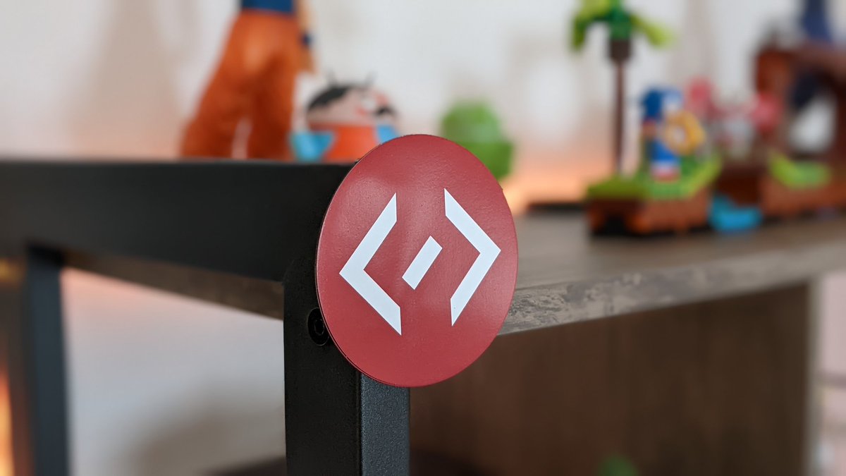 antonioleivag's tweet image. Y qué te parecen esos imanes de #ArchitectCoders ?

Buscan neveras deluxe