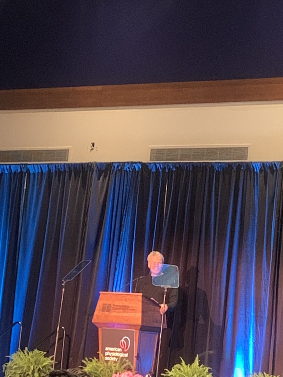 CristinaPintado's tweet photo. Great close of  #Exbio @expbio  &amp; @APSPhysiology sessions
Put face to Dee.U.Silverthorn and listen to Edvard Moser, Nobel prize of medicine/ phisiology  with  May-Britt Moser in 2014. https://t.co/hGKxKLm9Sp