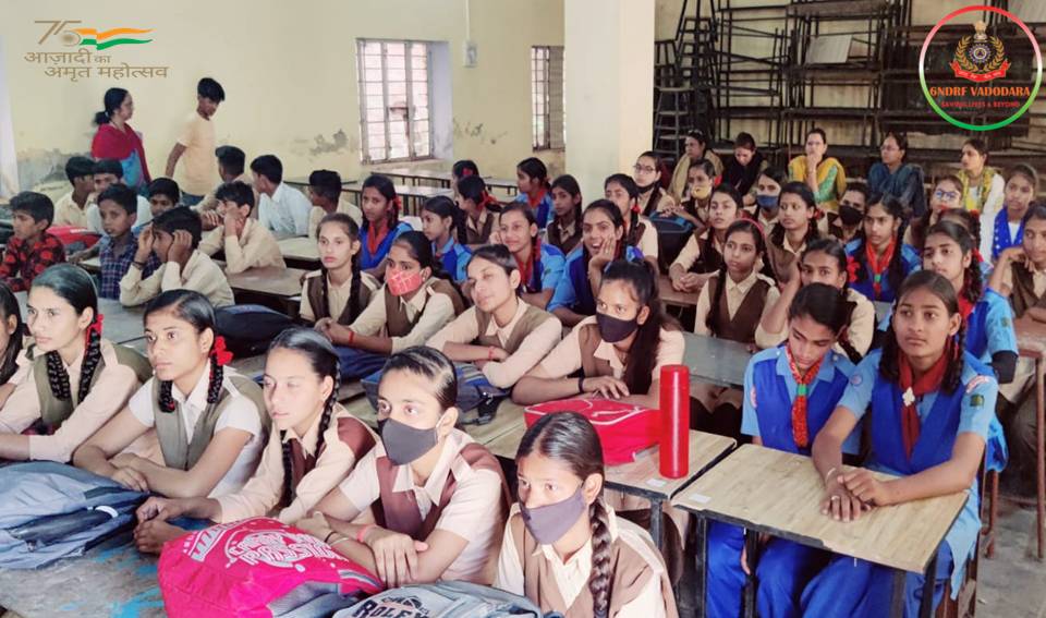 06NDRF's tweet image. "Awareness allows us get outside of our mind and observes it in action"
06/04/2022#Team6NDRF
#CommunityAwarenessProgram
💎Conducted at Government Senior Secondary School
📍Umrain♦️Distt-Alwar
🇮🇳राष्ट्रीय आपदा मोचन बल🇮🇳
#Rajasthan
@NDRFHQ
@rajeduofficial
@PIBJaipur
@ANI
@PTI_News