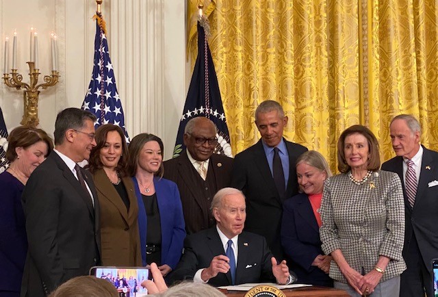 Glen Tullman (@glentullman) on Twitter photo I had the honor of being at The <a href="/WhiteHouse/">The White House</a> yesterday when President Biden signed the EO with improvements to the #AffordableCareAct. We need to work together to make health and care more accessible and affordable for all Americans. @whitehouse bit.ly/3LJYE7L I had the honor of being at The <a href="/WhiteHouse/">The White House</a> yesterday when President Biden signed the EO with improvements to the #AffordableCareAct. We need to work together to make health and care more accessible and affordable for all Americans. @whitehouse bit.ly/3LJYE7L