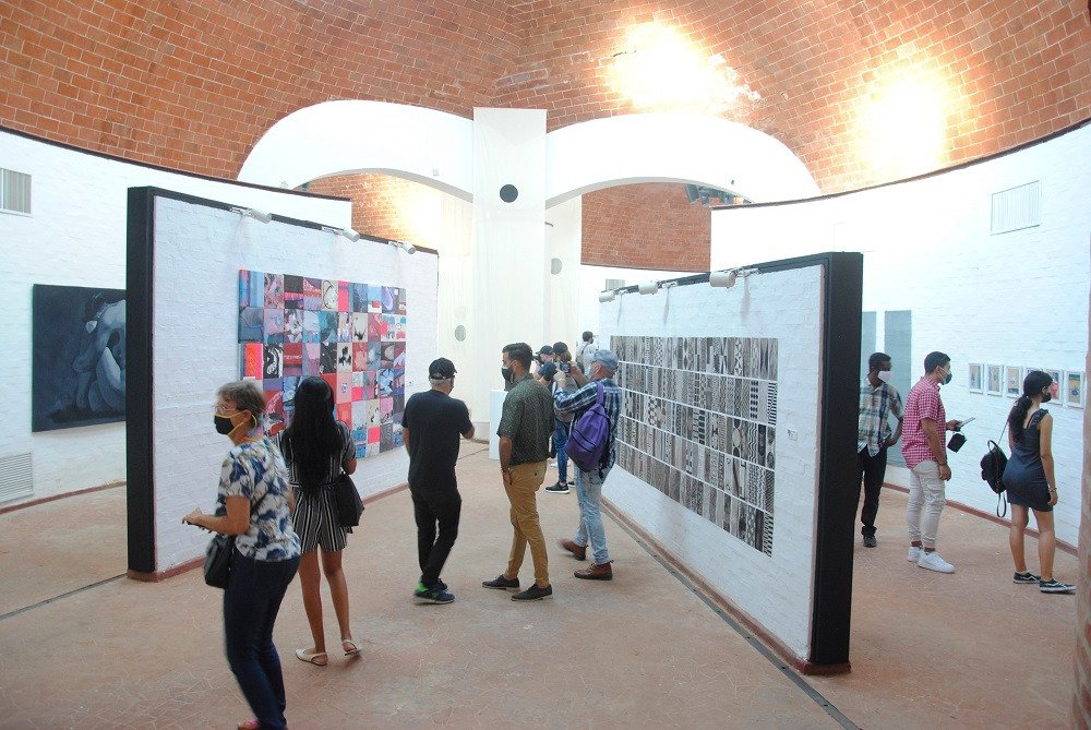 En La Jiribilla: "ISA: zona en Bienal" #CubaEsCultura #VamosConTodo Bajo el título Regreso al porvenir avanza la Tercera experiencia de la 14 Bienal de La Habana. bit.ly/3v5hq30