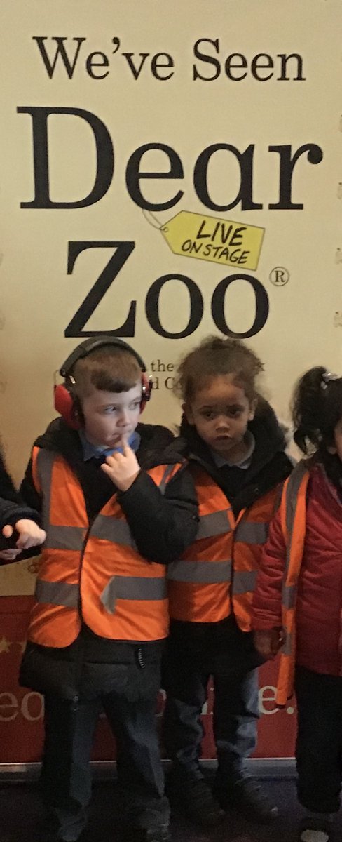 The BIB had a fantastic time at <a href="/brumhippodrome/">Birmingham Hippodrome</a> this morning watching <a href="/DearZooLive/">Dear Zoo Live! 🦒</a> 🐸🦒🐵🐍🦁🐶