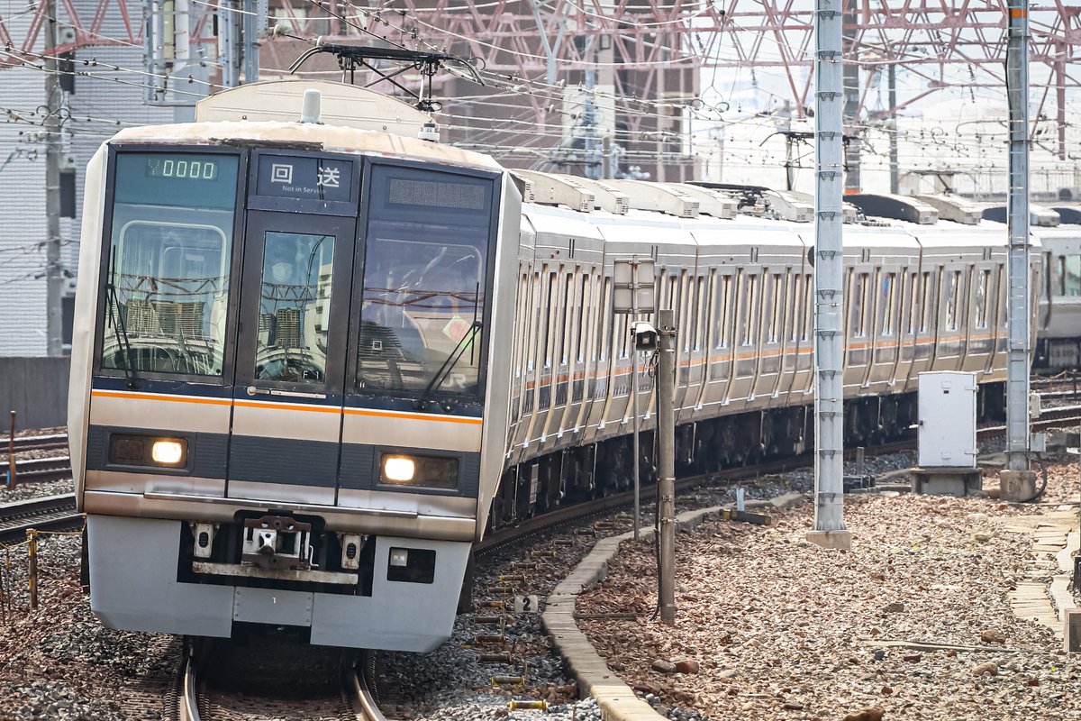 ま　る　な　な tweet media