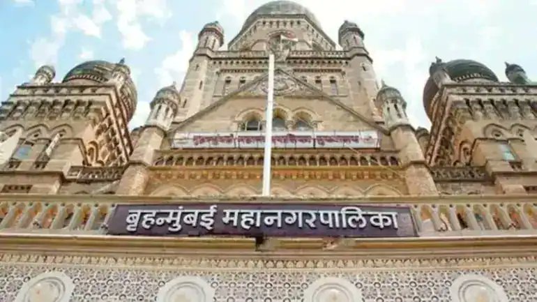 mediaindiagroup's tweet photo. India's first case of #coronavirus variant XE reported from #Mumbai today, says BMC. A case of #KappaVariant also detected. Patients with new variants of virus don't have severe symptoms, says @mybmc. #MIG #COVID19 @WHO https://t.co/ftGwNeNyGe