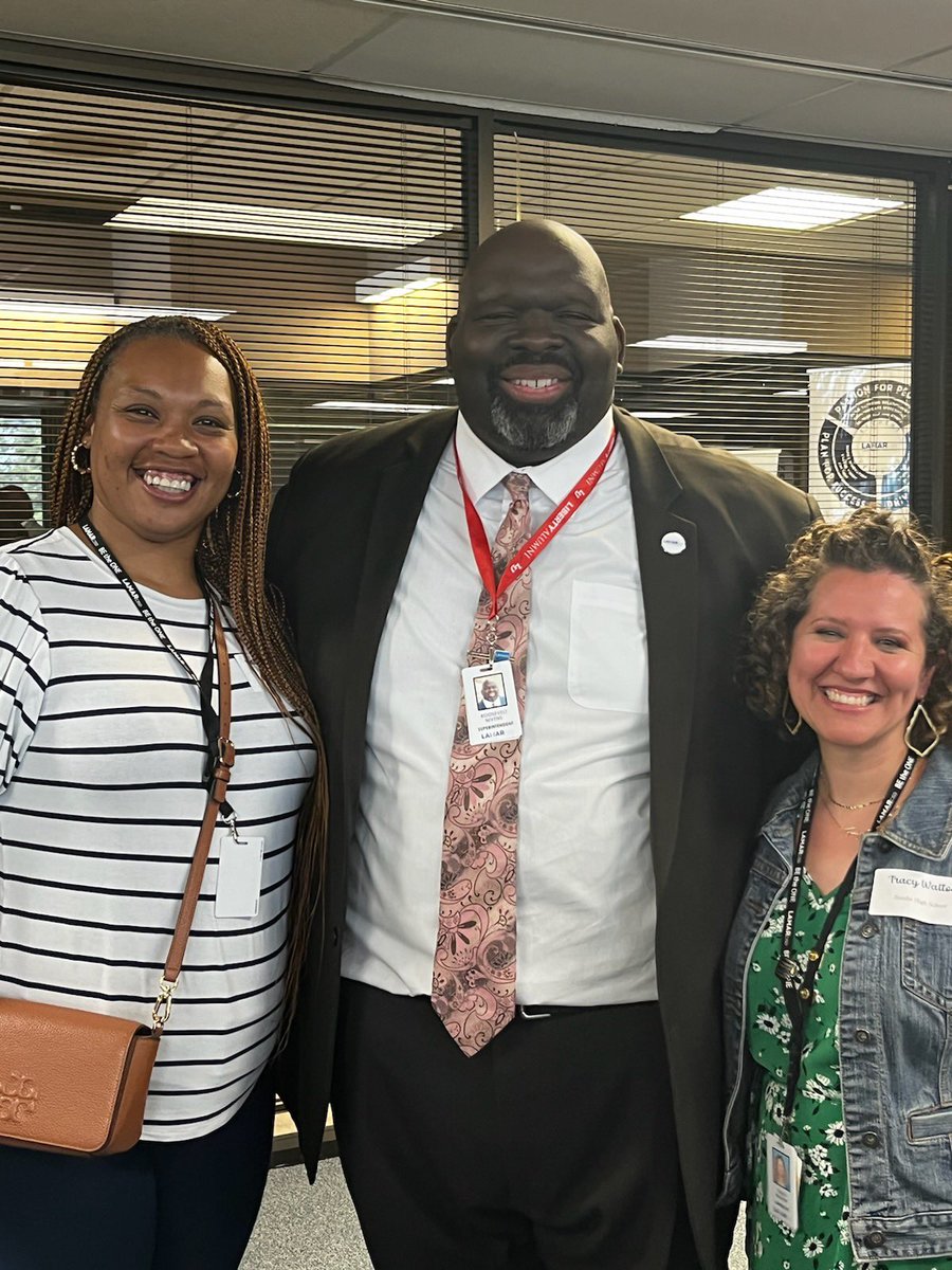 Mrs_T_Walton's tweet photo. Yesterday’s reception for Teacher and Para of the Year was such a treat! Thank you @Dr_RNivens and for all your kind words! So proud to represent @RandleHS with my dear friend! https://t.co/AvagTThwdC