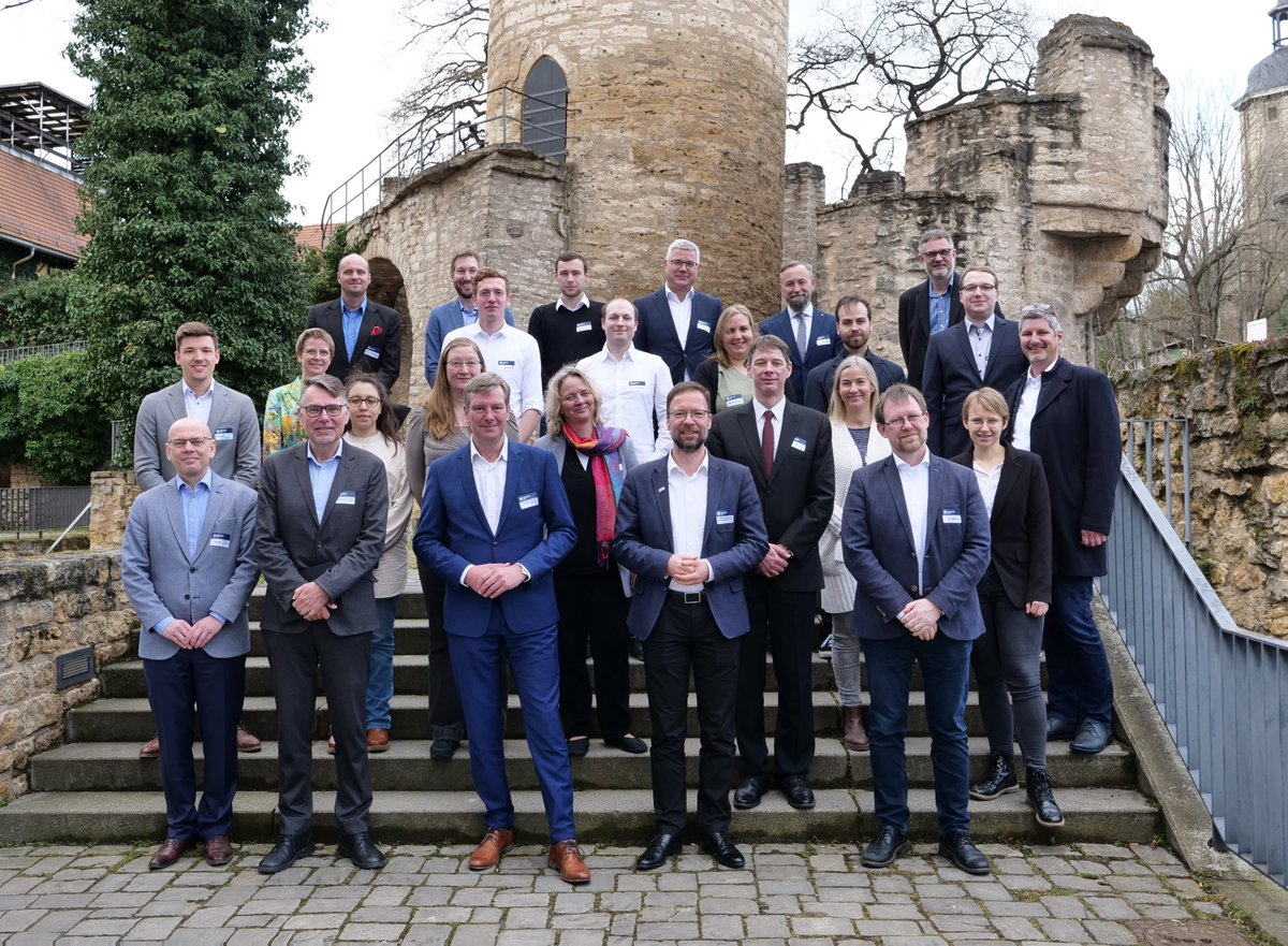 Dr. Hartmut Schubert tweet media