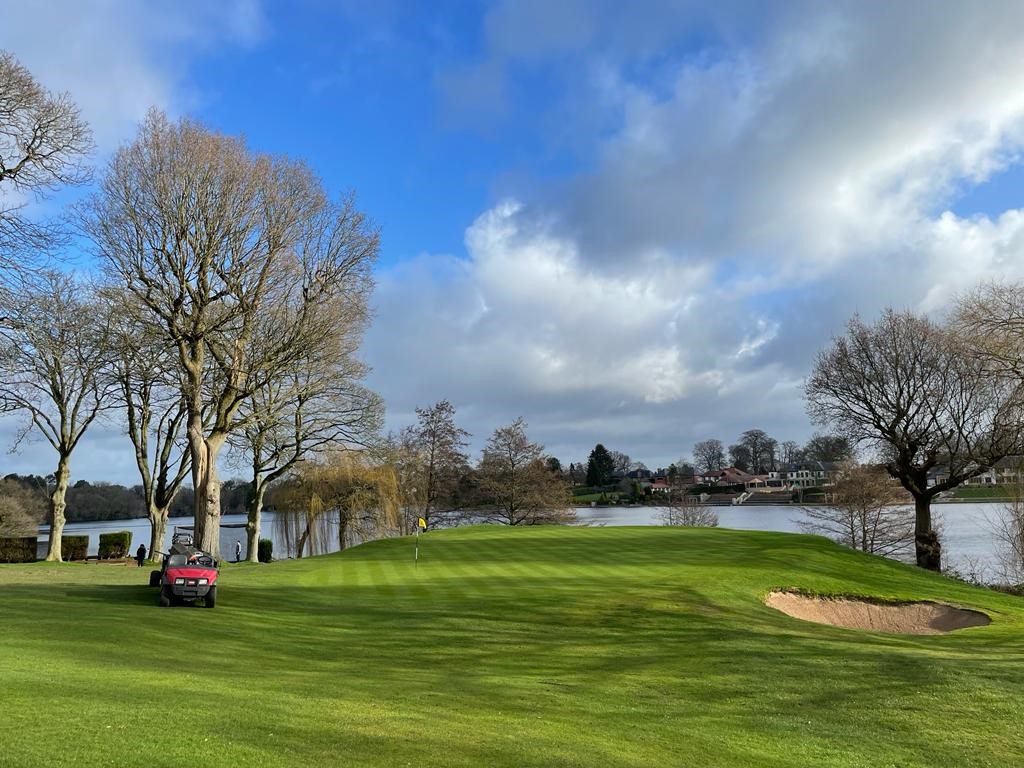 Calling all Greenkeepers 📣

We're searching for an enthusiastic Assistant Greenkeeper to join our team! Work on our Championship Course and enjoy an array of benefits 🏌️
Find out more >> bit.ly/3KgFMgq