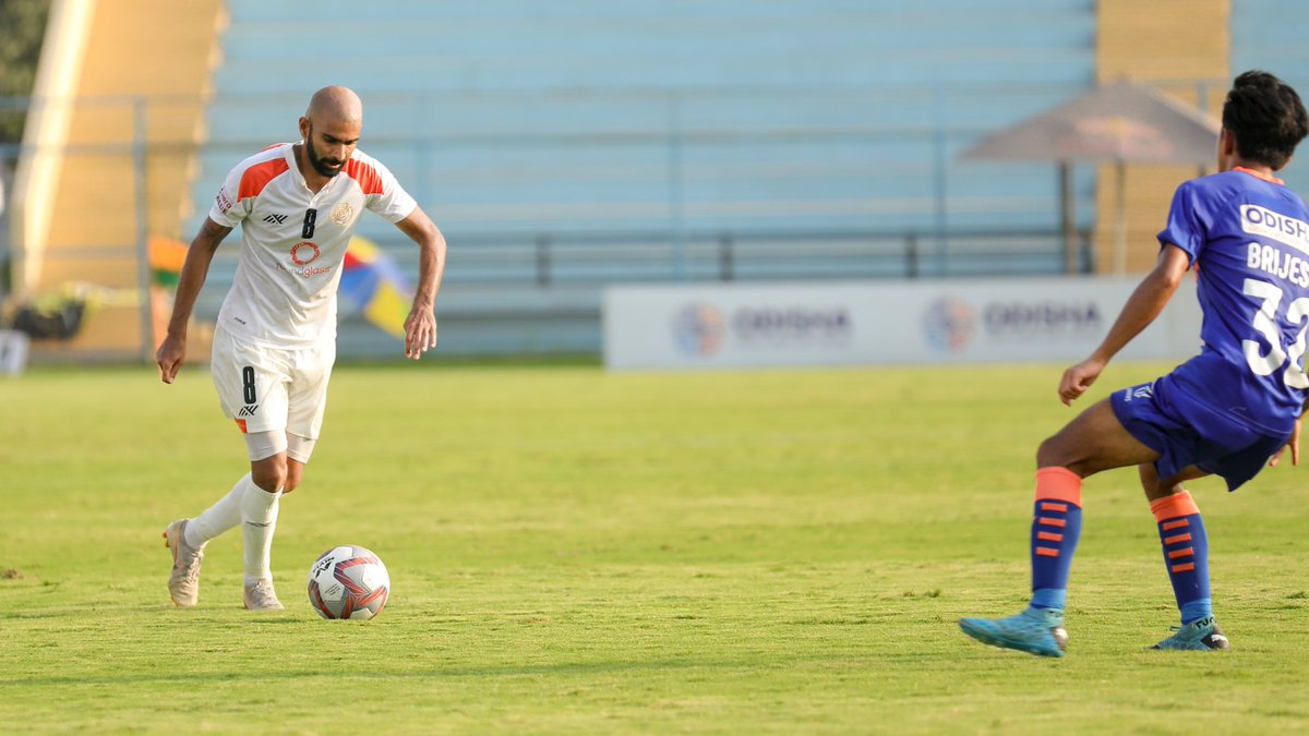 KeanFLewis's tweet photo. Victory in the hot summer afternoon.
Onto the next one
.
.
.
#Athlete #Life #Work #Punjab #RGPFC #Football #Soccer #iLeague #Season #PunjabInSpirit #Kolkata #KL8 #MatchDay #Match https://t.co/vivx20nExX