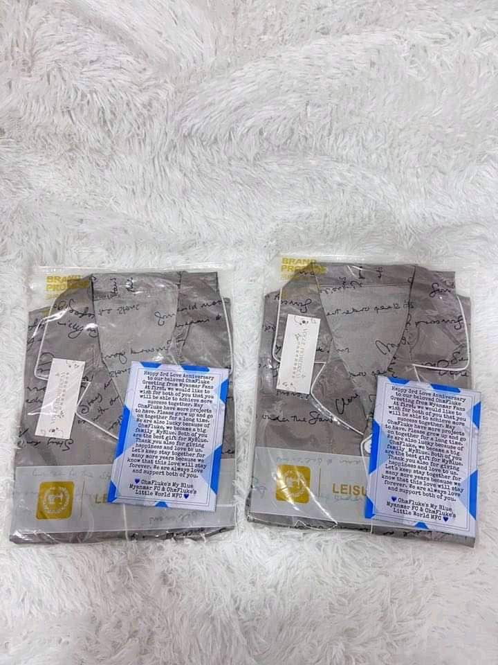 Happy 3yrs Anniversary na kha!!Our gifts cannot be seen when you two wear that is not possible we knew it but we still want to give it to you two Guys 😊. And then Really thank you OhmFlukelittleworld admin for 
collaboration.
<a href="/ohmthitiwat/">If I say I miss U, that’s P’ยู speaking ✈️ (OhmTR)</a> <a href="/FlukeNatouch/">NATOUCH 🐣</a> <a href="/newsinfinity1/">newsinfinity</a> @Note0075