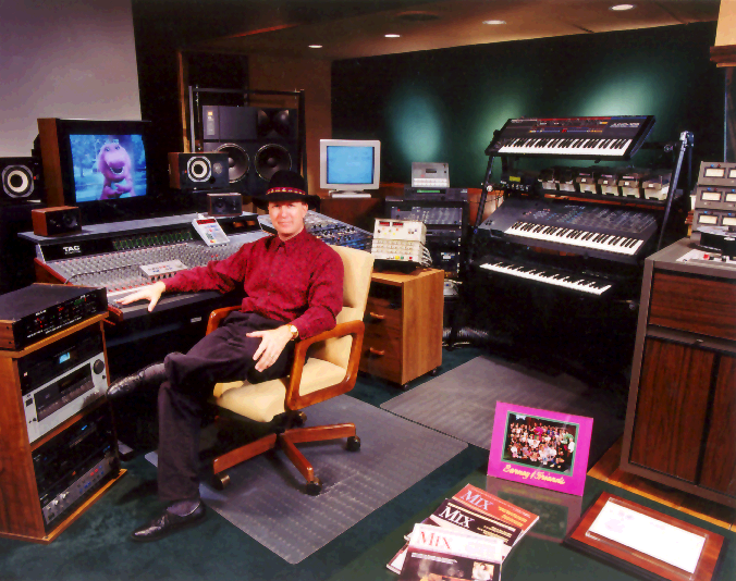 BSingletonMusic's tweet image. 30 years ago today, Barney® and Friends was broadcast on PBS for the first time. I was the music director. What I remember most are the people that I worked with and loved, and the gift it was to work on a show with a core message of imagination and love. #barneythedinosaur