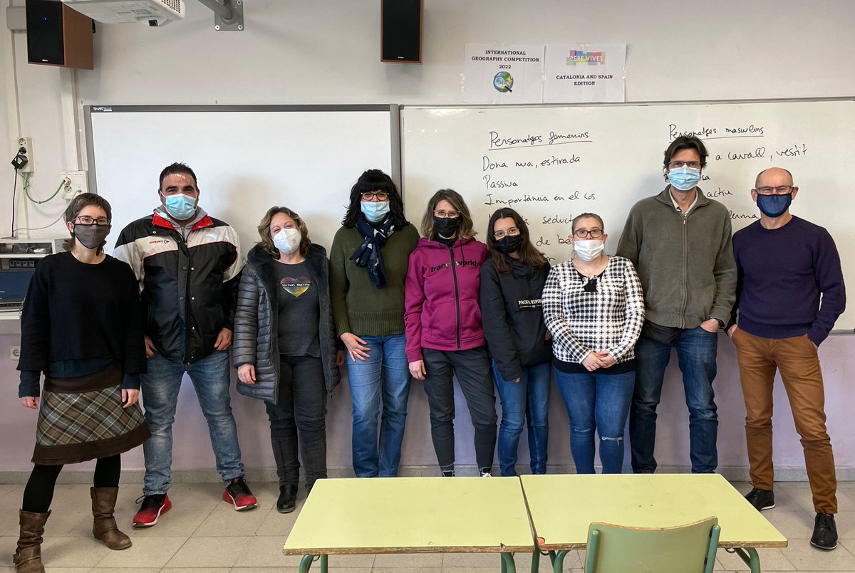 cfa_anoia's tweet photo. Avui vam tenir l'oportunitat de gaudir del Taller “Estereotips a la pantalla”a càrrec de @Drac_Magic #educacioadults #cfaanoia #alumnescfaanoia #escolesadults #anoia #estudiaranoia https://t.co/IqTBih9fkC