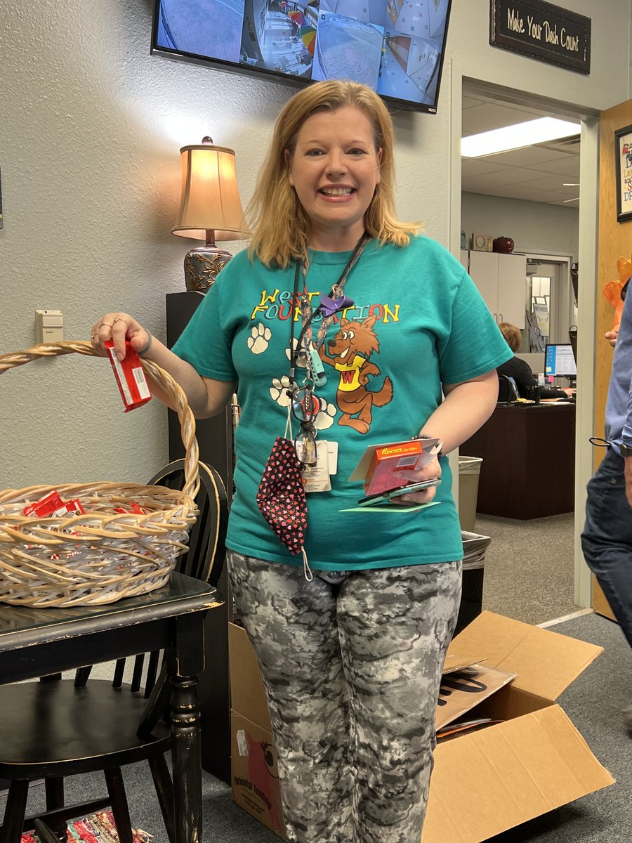 Celebrating our wonderful paras today!!!! We couldn't do it without you. Thanks for loving our students and supporting our staff.