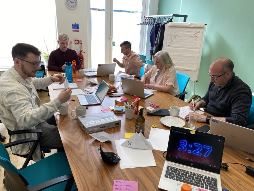 deanorhodes's tweet image. Been a long time since I’ve done this #HatsAndBoats #Agile #TestAndLearn @OfficialLeeDunn @ScotGovSDA