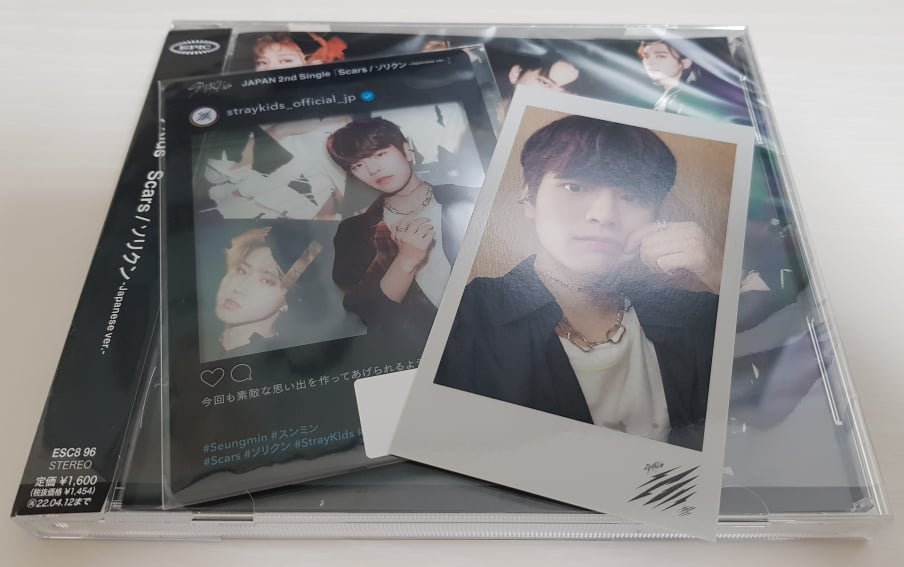 CreativeHavenPh's tweet photo. Wts Lfb PH ONLY

Stray Kids Scars Fanclub Album 
 + 1 Seungmin PC + 1 Seungmin Sony POB PC 
↳ Php 850
↳ Payo / 50% dp rem bal on May 1 
Nasa ph na sya 
(photo not mine)

Tags : Skz straykids stay seungmin puppym scars fc sony pb photocard https://t.co/FSMCe0XJlu