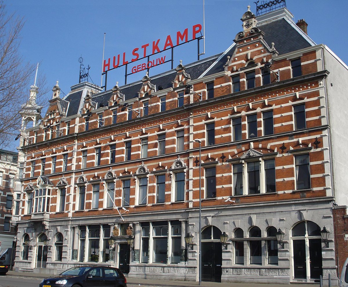 Het Hulstkamp-gebouw

Foto en Informatie komen uit wikipedia.
rotterdamvanalles.tumblr.com/post/680791721…