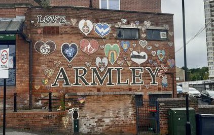 Alice_Smart's tweet photo. Delighted to be awarding funding from the Inner West Community Committee for the #Armley Action Team to run a series of events throughout 2022 &amp; 2023. 

This funding will be used for the Armley Festival and a number of other local events which will bring our community together. https://t.co/1xDpxPcqmN