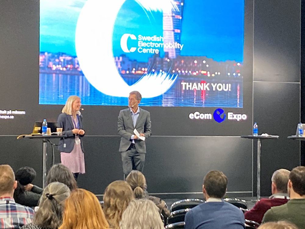 EmobilityCentre's tweet photo. Today our director Linda Olofsson presented Swedish Electromobility Centre at the eComExpo. The theme areas were presented along with some examples from our project portfolio to give an overview of the research needed for #electromobility. https://t.co/V6VFJfAg8C
