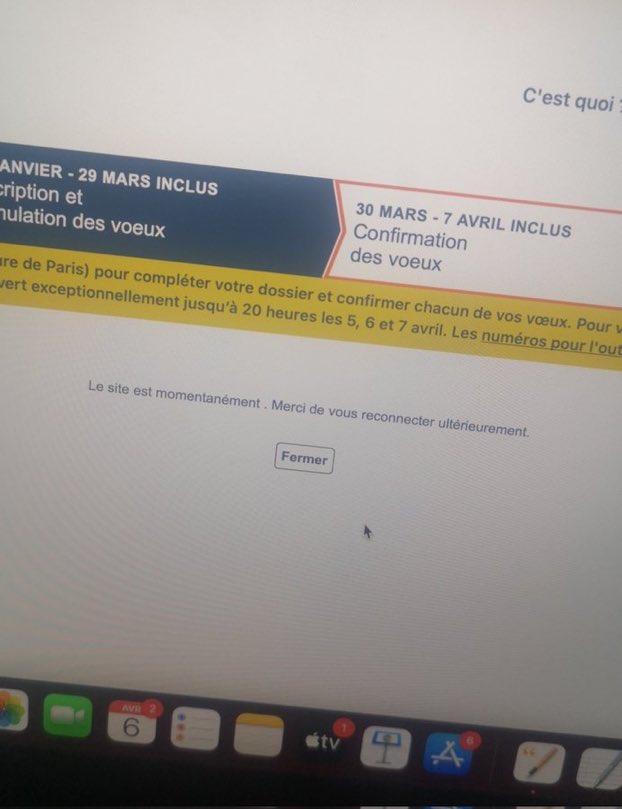 aucuneinspi_'s tweet photo. Ils savent même pas faire une phrase entière et ils veulent nous faire faire des lettres de motivation de 1500 caractères… #Parcoursup https://t.co/yZY4kWabkG