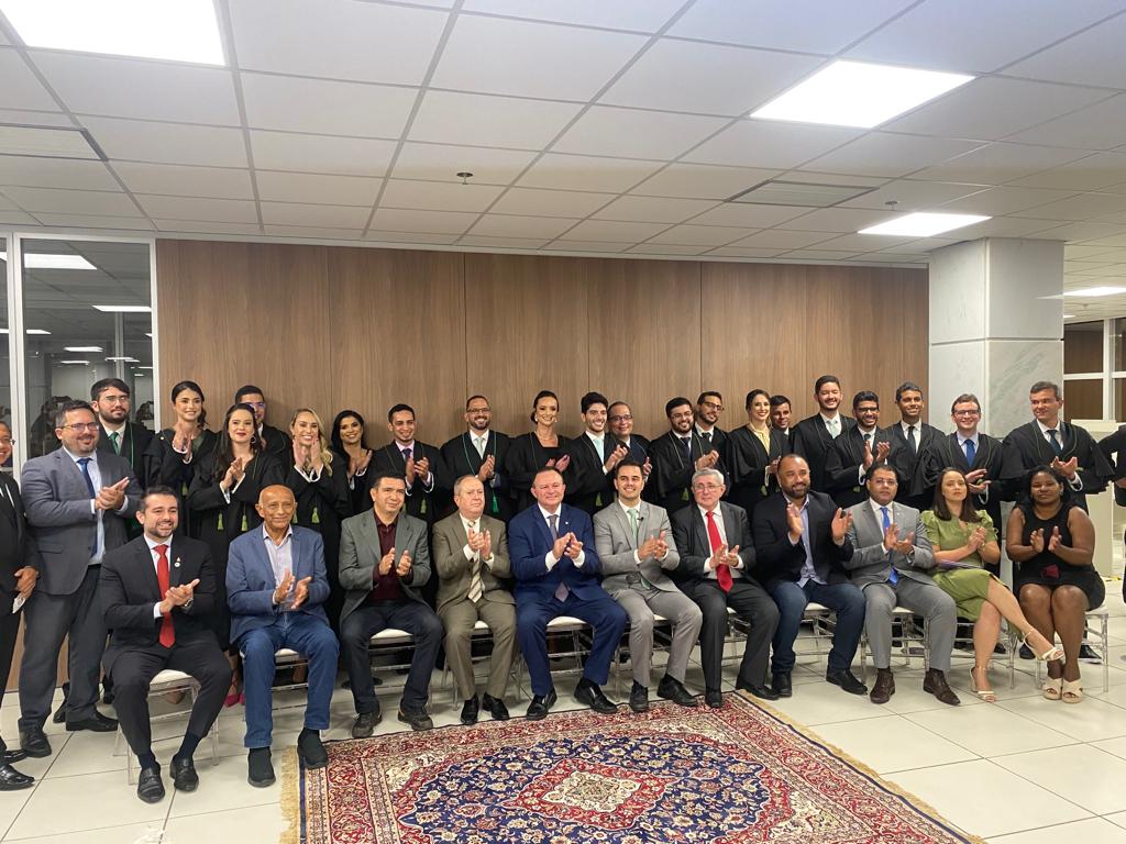 Além da inauguração da 1ª fase das obras da nossa nova sede, o defensor-geral Alberto Bastos deu posse a 20 defensores e defensoras públicos estaduais, que estão chegando para reforçar a atuação, o que permitirá à Defensoria continuar avançando no processo de expansão.