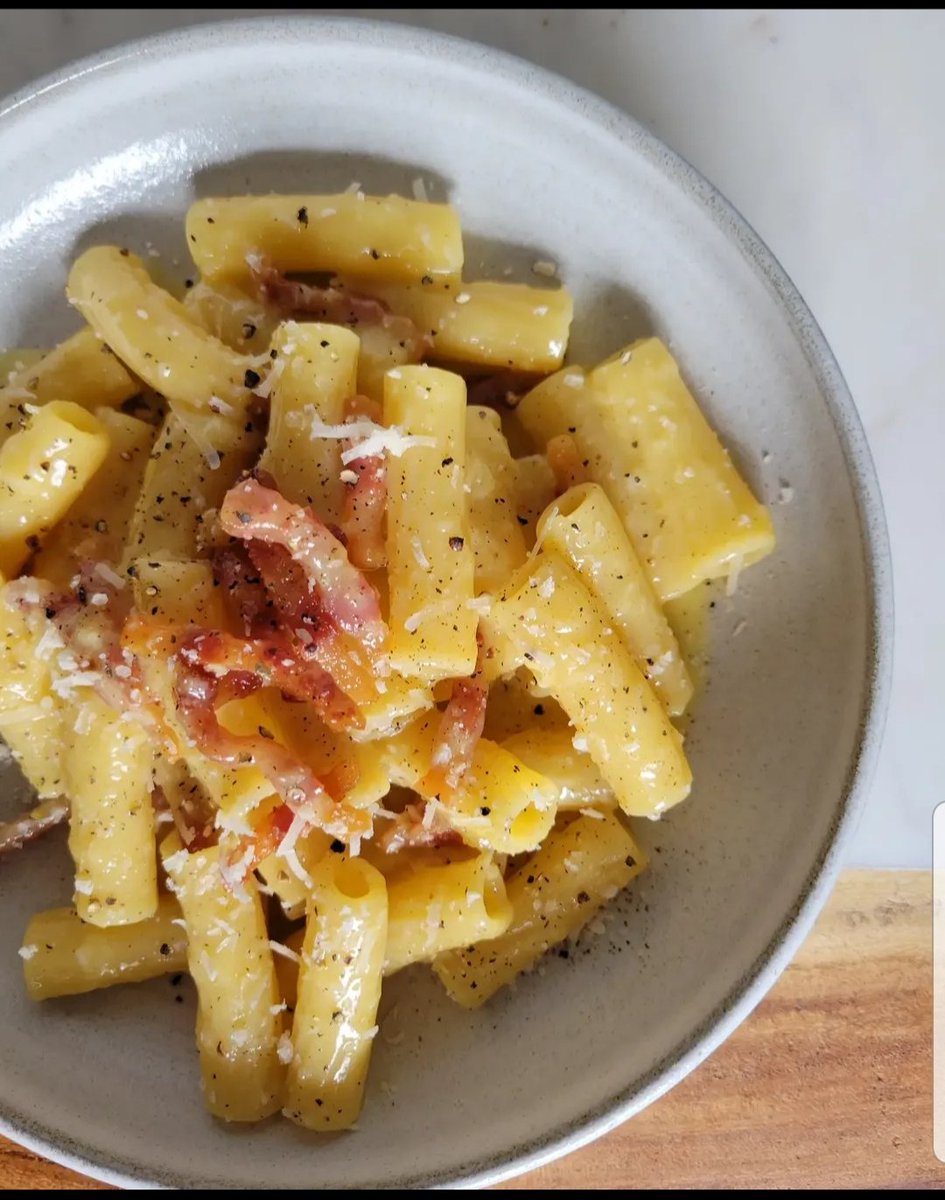 GSveglia's tweet photo. That's Amore
#CarbonaraDay #Carbonara #AmorePerSempre https://t.co/iIBAJDXG25