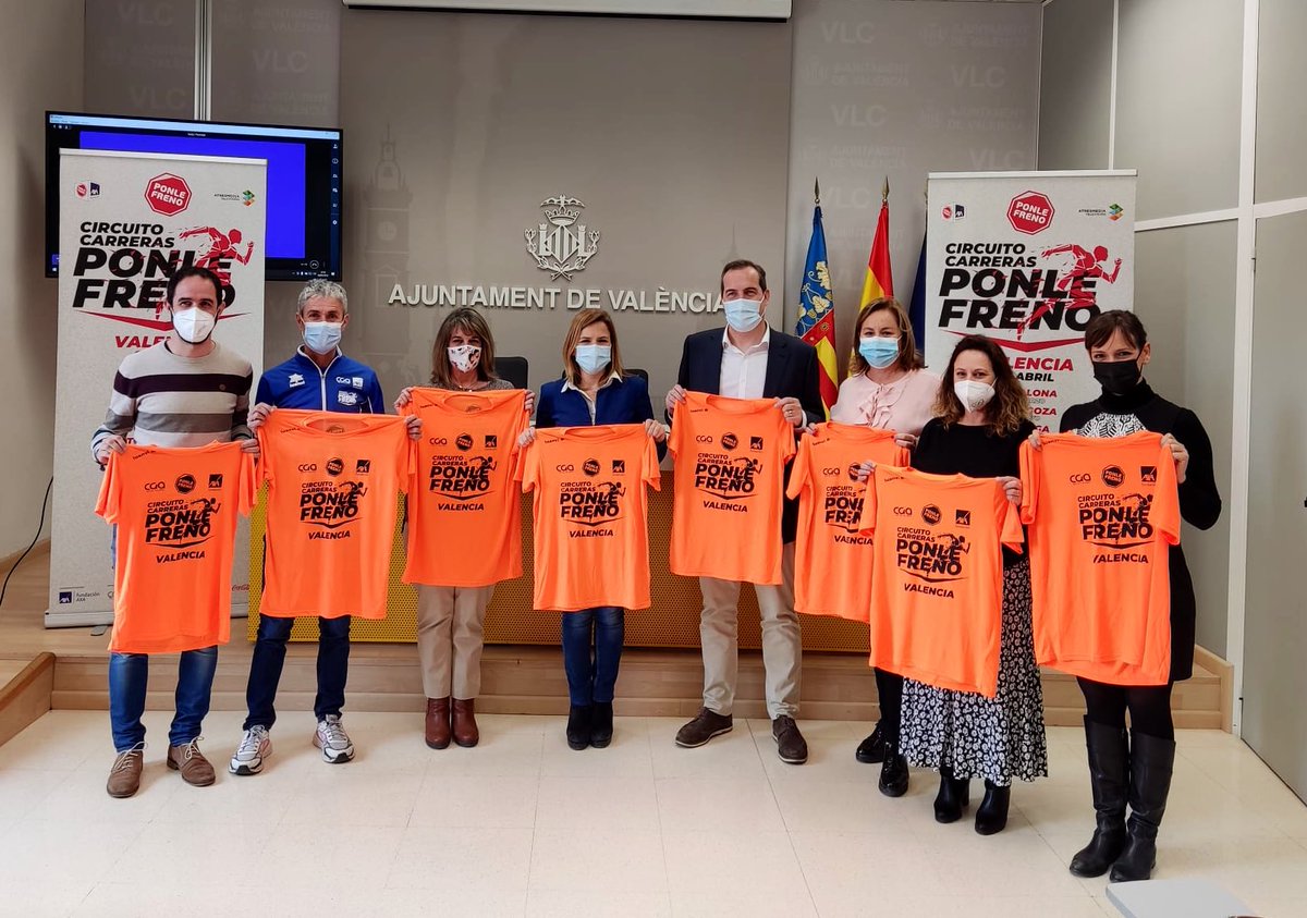 Hoy hemos estado en la preciosa #Valencia presentando la Carrera #PonleFrenoValencia del próximo 24 de abril. La recaudación será para <a href="/stopaccidentes/">Stop Accidentes</a>. 
¡Te esperamos! 🏃🏼🏃🏻‍♀️
