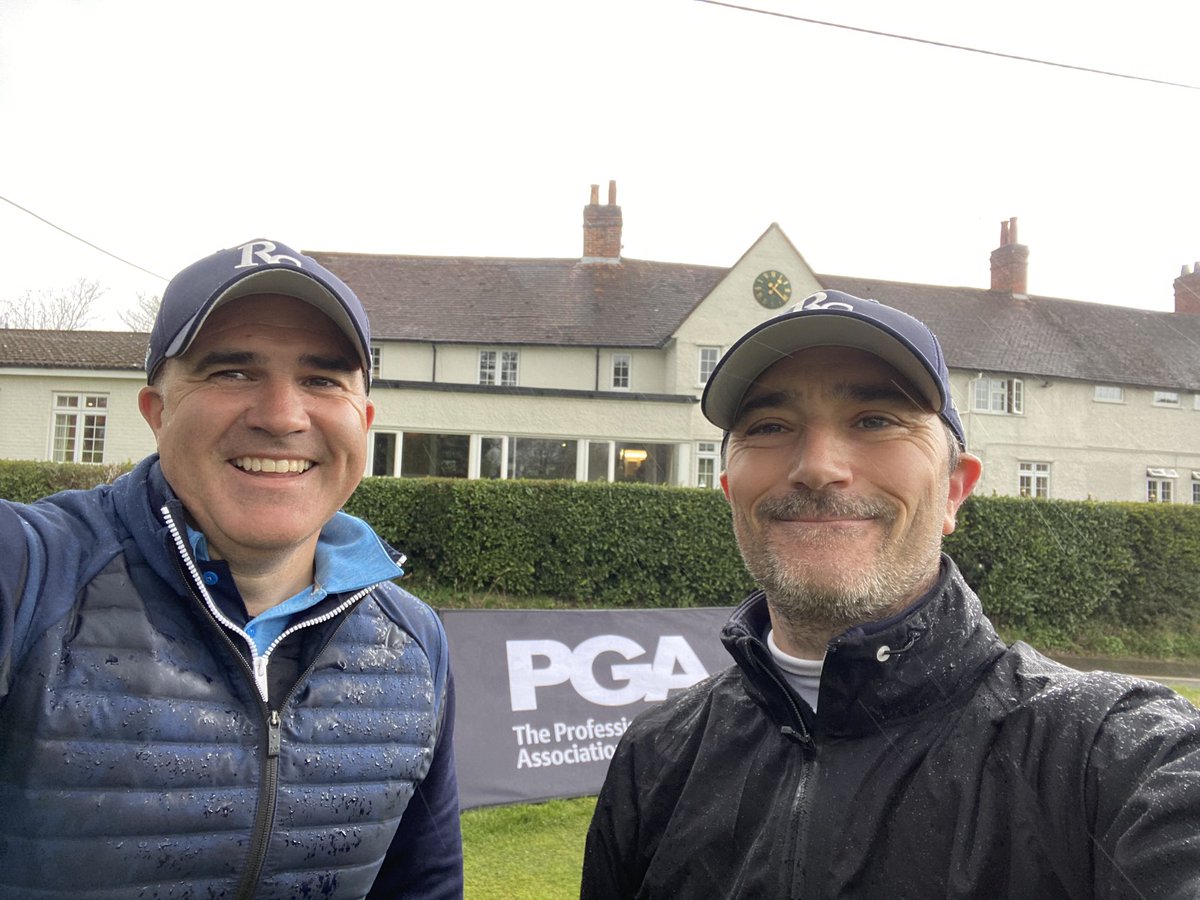 bedwards1975's tweet photo. Really enjoyable day @farnhamgc taking part in my first PGA golf tournament playing alongside @ReedsSchoolGolf. Great course and nice to make the clubhouse leaderboard #golfbug https://t.co/cjzq5o3cMT